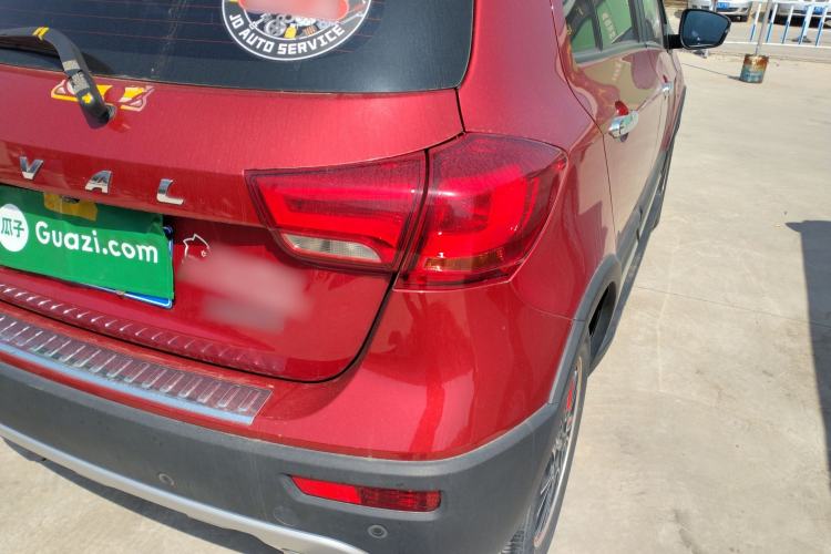 Used Haval H1 2016 Blue Label 1.5L AMT Luxury Model
