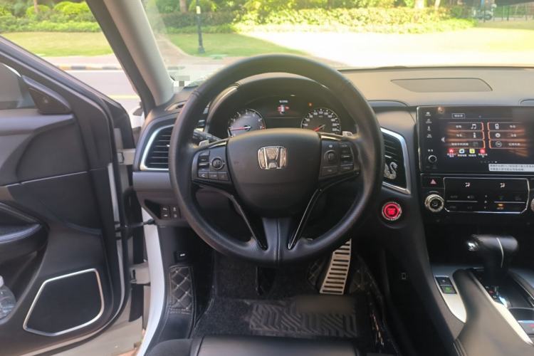 Used Honda Avancier 2017 240TURBO Two-Wheel Drive Premium Edition