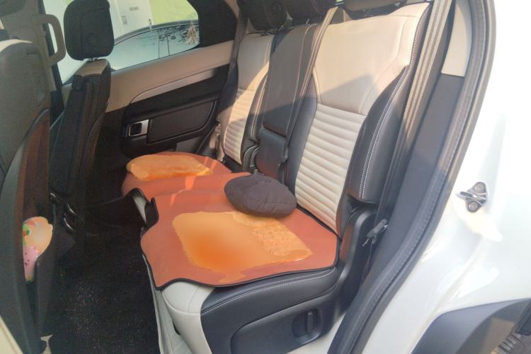 Used Land Rover Discovery 2021 360 PS R-Dynamic SE