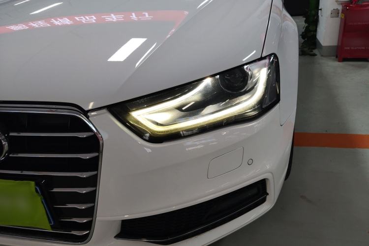 Used Audi A4L 2016 35 TFSI Collection Edition S line Comfort Model
