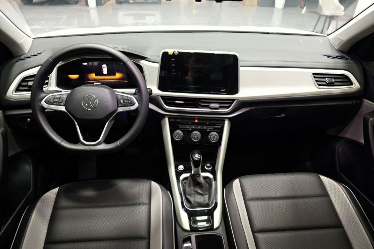 Used Volkswagen T-ROC 2023 280TSI DSG Two-Wheel Drive Time Edition
