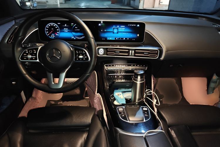 Used Mercedes-Benz EQC 2020 EQC 400 4MATIC Center Console