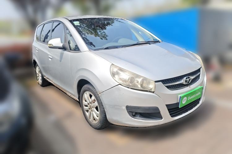 Used JAC Group Refine M2 2012 1.5L MT IKEA Luxury Edition Front Right 45 Deg