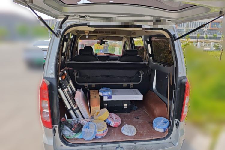 Used Wuling Hongguang V 2019 1.5L Enjoyment Version China VI LAR
