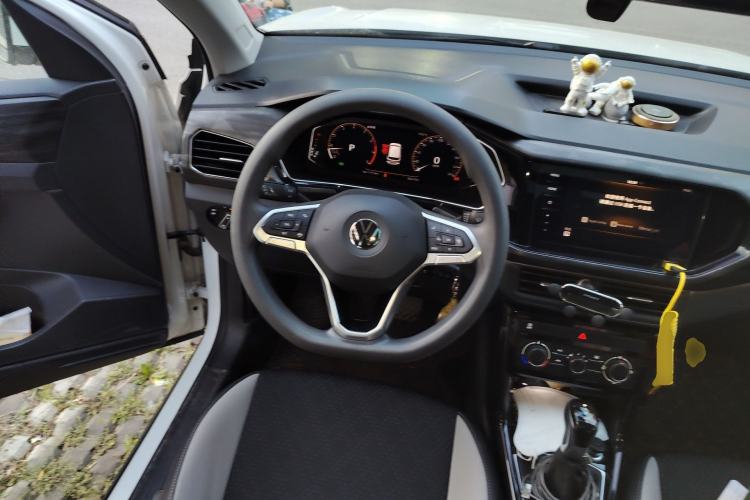 Used Volkswagen Tacqua 2020 1.5L Automatic Yue