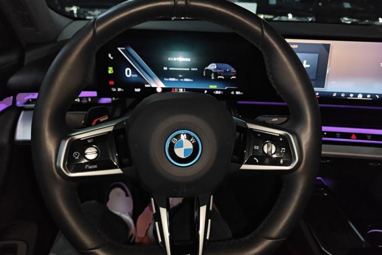 Used BMW i5 2024 eDrive 35L M Sport Package
