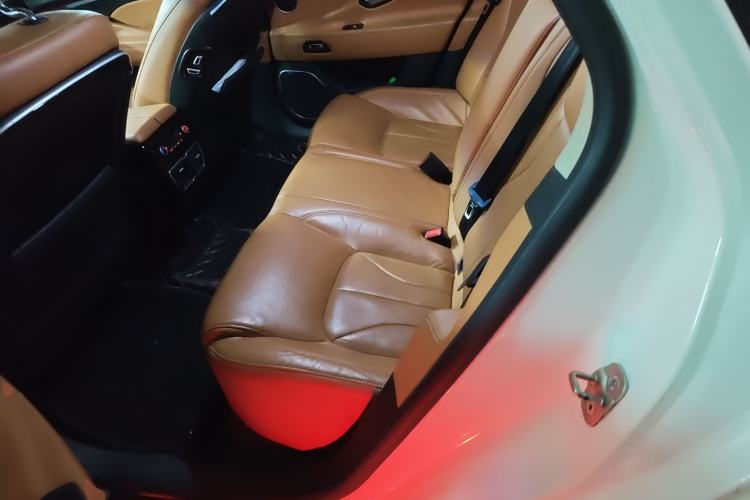 Used Geely Auto Emgrand GT 2015 1.8T Premium Model Left Rear Seat