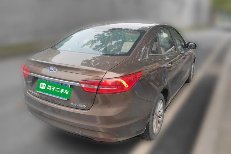 Used Ford Escort 2015 1.5L Automatic Fashion Model