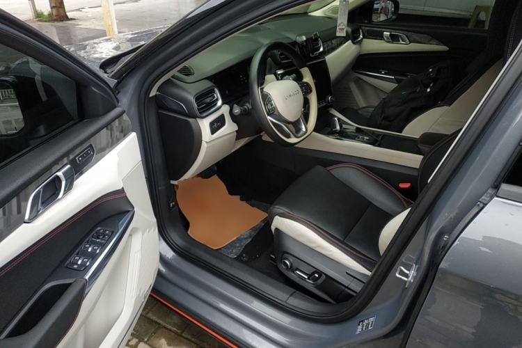 Used Lynk & Co 02 2018 1.5T DCT Two-Wheel Drive Zhaopu Version China V Standard