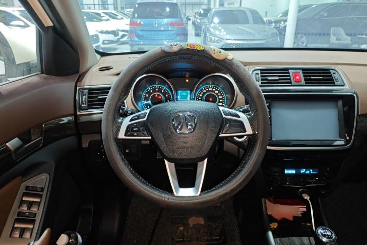 Used BAIC Weiwang S50 2016 1.5T Manual Lede Premium Edition
