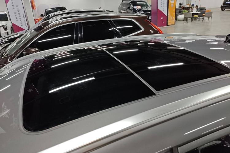 Used Lynk & Co 06 EM-P 2022 PHEV 84 km Range Pro Version