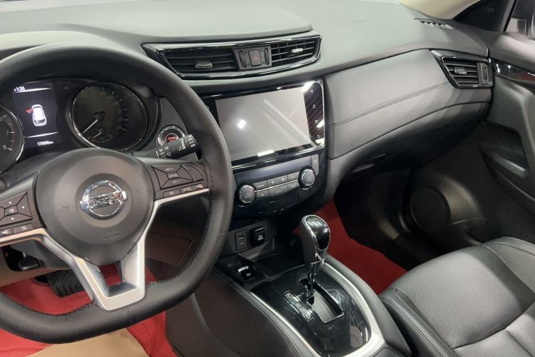 Used Nissan X-Trail 2023 Classic 2.0L Two-Wheel Drive Smart Connect & Comfort Edition