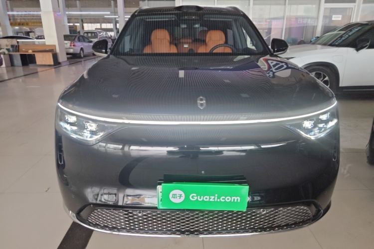 Used Hima AITO M8 2025 Model Pure Electric Max+ Five-Seat Long-Range Version Front