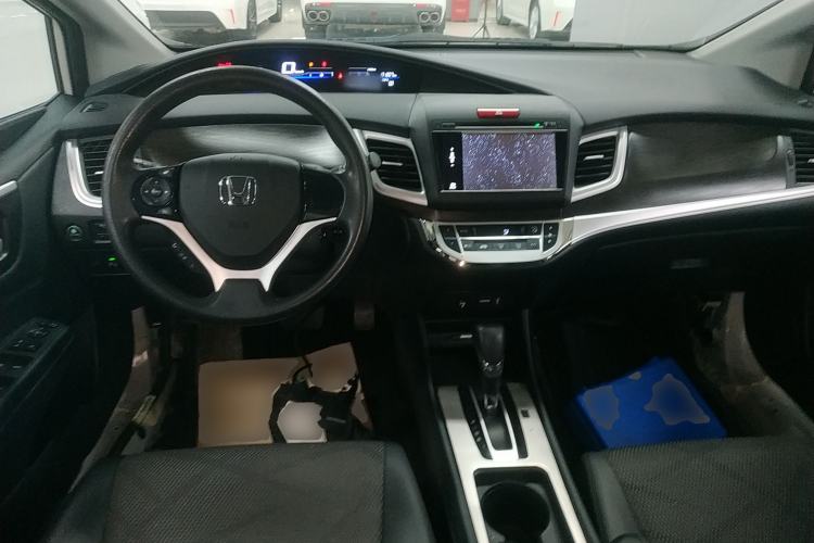 Used Honda Jade 2013 1.8L automatic Comfort version 5 seats
