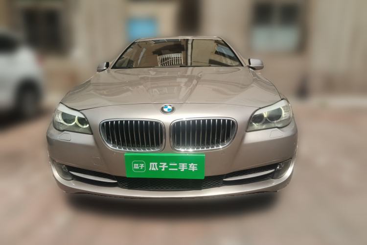 Used BMW 5 Series 2013 525Li Luxury Model
