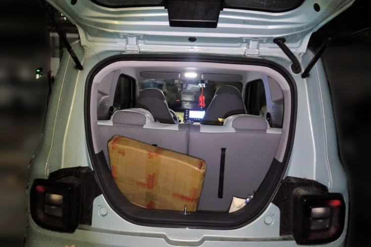 Used Geely Galaxy Panda 2024 Panda Mini 200km Endurance Bear
