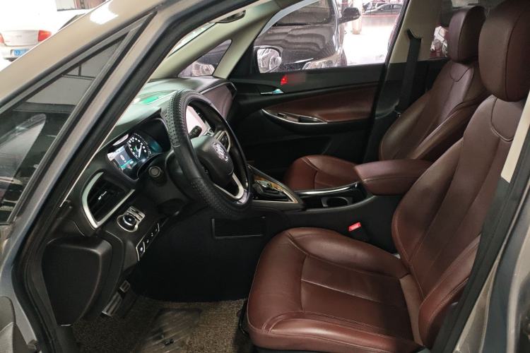 Used Buick GL6 2018 18T 6-Seater Prestige Model Left Front Seat