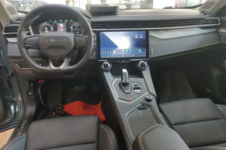 Used Lynk & Co 01 2024 2.0TD Two-Wheel Drive Global Pro