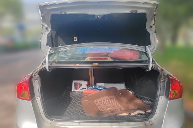 Used Buick Excelle 2013 1.5L Automatic Classic Model Trunk