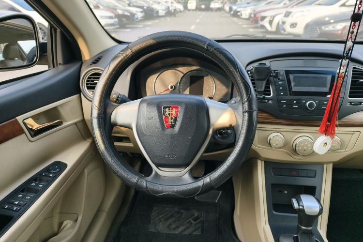 Used Roewe 350 2013 350S 1.5L Automatic Xunda Edition
