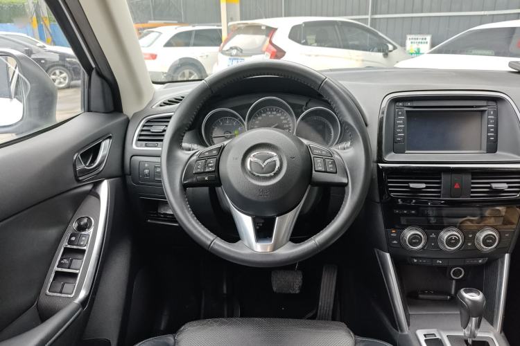 Used Mazda CX-5 2013 2.5L Automatic 4x4 Luxury Version Steering Wheel