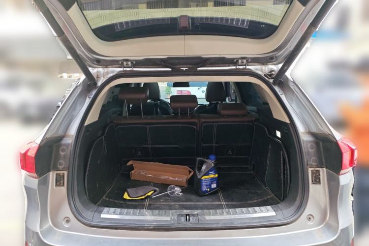 Used Wey VV6 2018 2.0T Two-Wheel Drive Flagship Version China V Standard