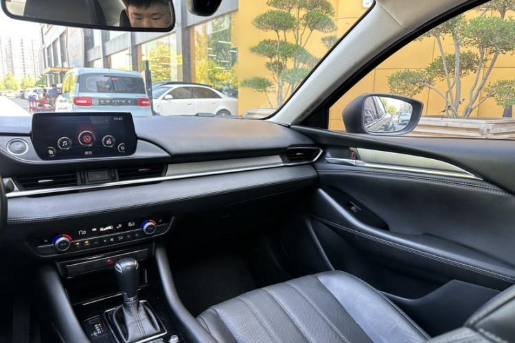 Used Mazda Atenza 2020 2.5L Skyline Sport Edition Interior 2