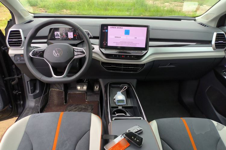 Used Volkswagen ID.6 CROZZ 2022 Long-Range PRO Edition
