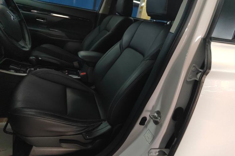 Used Mitsubishi Outlander 2021 2.0L Two-Wheel Drive Comfort Edition 5 Seats