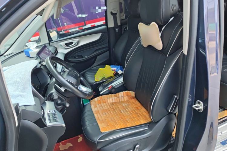 Used Roewe iMAX8 2021 400TGI Supreme Series Lu Zun Edition