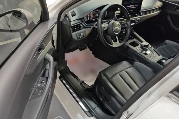 Used Audi A4L 2022 40 TFSI Luxury Prestige Edition Driver Seat