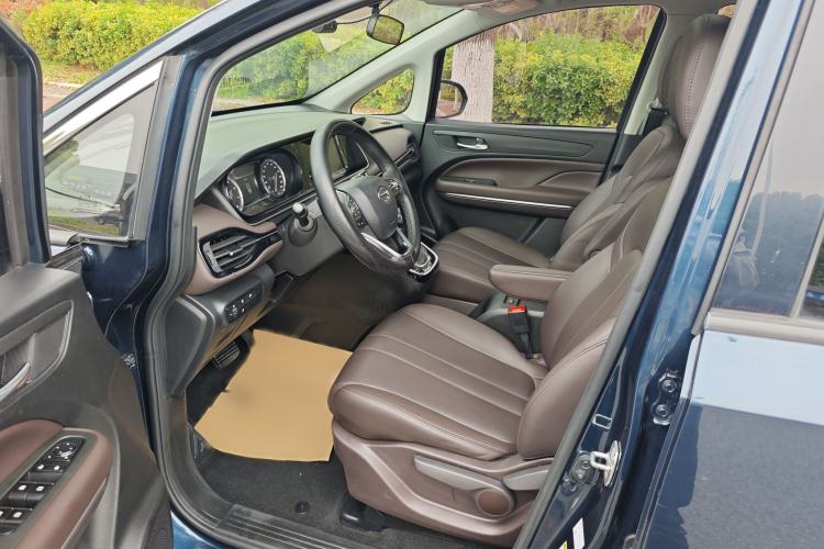 Used GAC Trumpchi M6 2019 270T DCT Luxury Edition (7-seater) China VI Interior 2