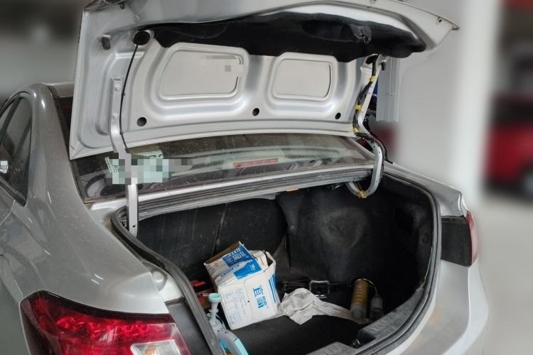 Used CHANGAN Alsvin V5 2012 1.5L Manual Dream Edition Trunk