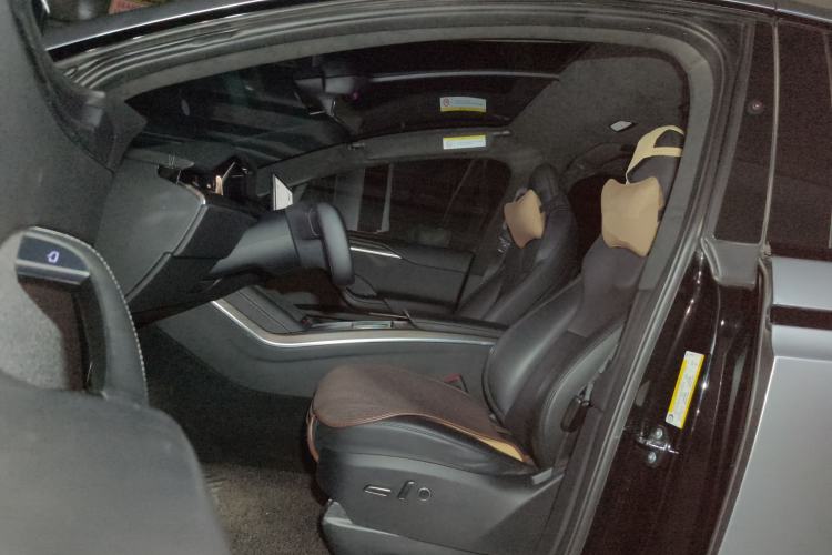 Used Tesla Model X 2023 Dual-Motor All-Wheel-Drive Version
