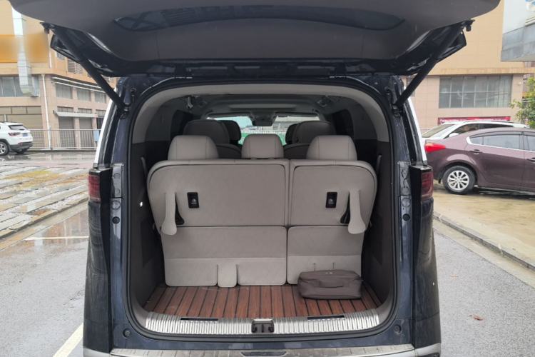 Used Denza D9 2022 DM-i 970 Four-Wheel Drive Flagship Model