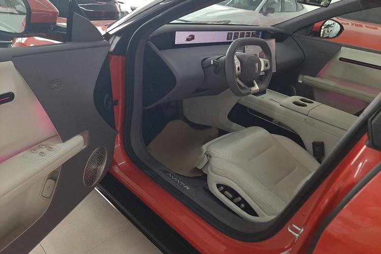 Used Avatr 06 2025 Pro Range-Extended Edition