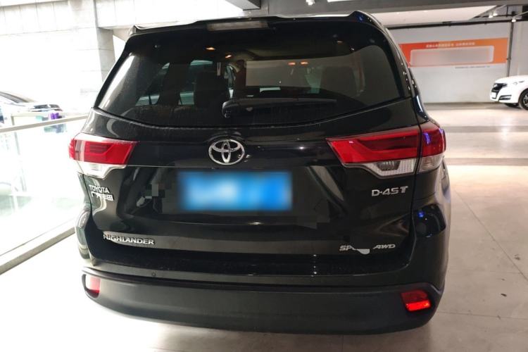 Used Toyota Highlander 2018 2.0T Four-Wheel Drive Prestige Version 7 Seats China VI Standard
