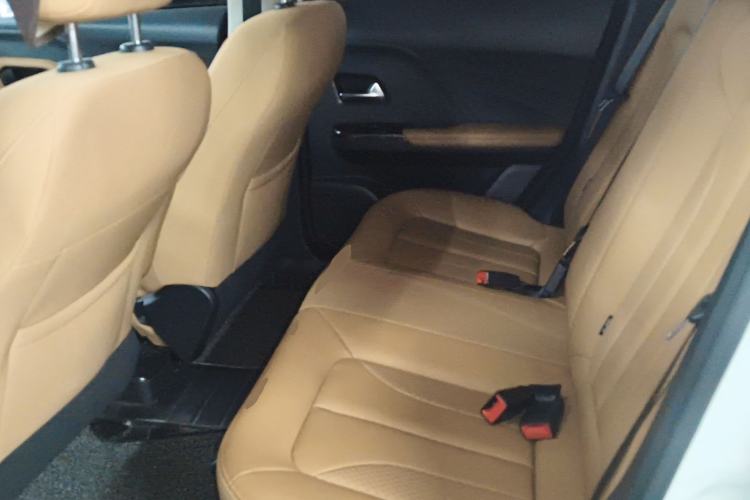 Used ORA iQ 2018 Smart Connectivity Model