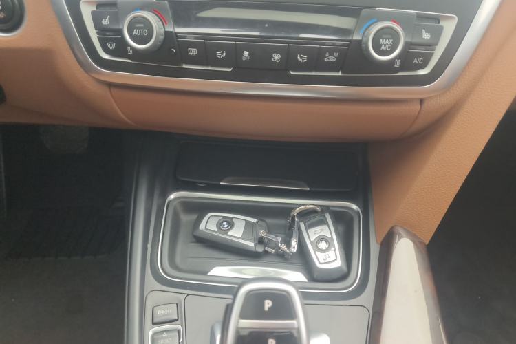 Used BMW 3 Series 2015 320Li Luxury Design Package