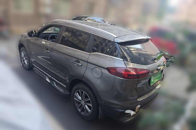 Used Geely Auto Emgrand X7 Sport 2018 1.8TD Automatic Two-Wheel Drive Smart Connect 4G Internet Edition
