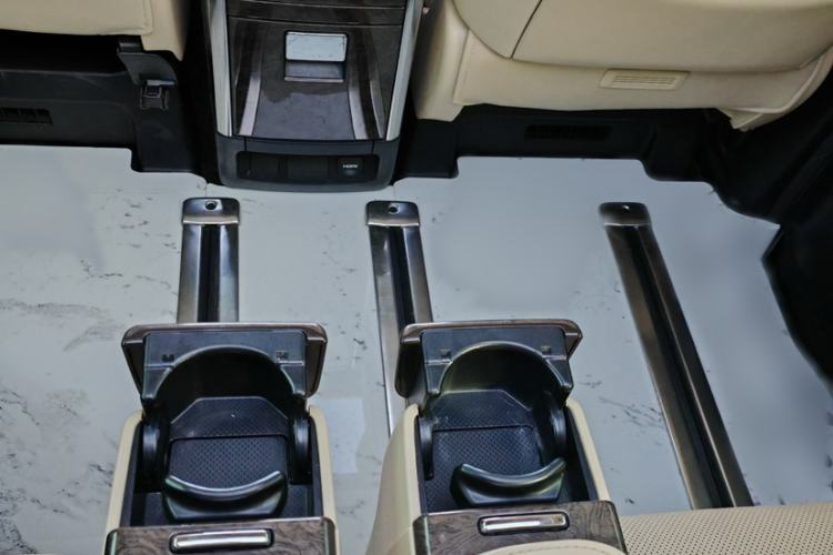 Used Toyota Alphard 2020 Dual-Engine 2.5L Prestige Edition
