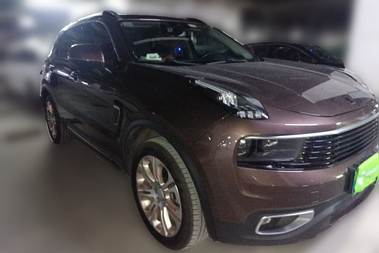 Used Lynk & Co 01 2017 2.0T Two-Wheel Drive Pro Edition Front Right 45 Deg