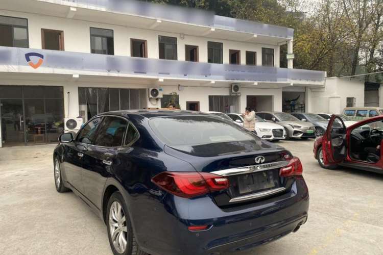 Used Infiniti Q70 2017 Q70L 2.5L Elite Edition