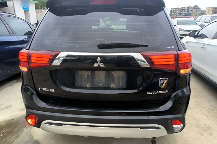 Used Mitsubishi Outlander 2020 2.4L 4x4 Prestige Edition 7-Seater Rear