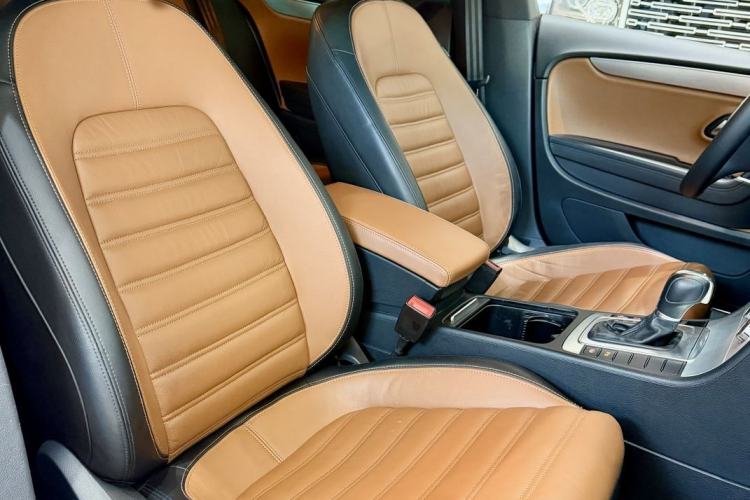 Used Volkswagen FAW-Volkswagen CC 2013 1.8TSI Luxury Model
