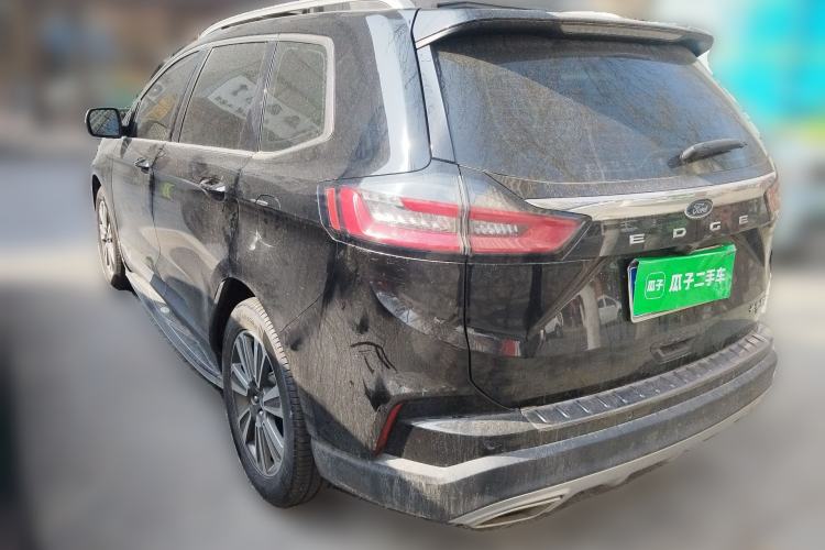 Used Ford Edge 2021 PLUS EcoBoost 245 Two-Wheel-Drive Platinum Edition 5 Seats
