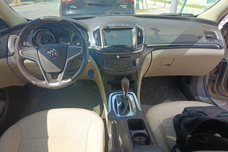 Used Buick Regal 2014 2.0L Leading Fashion Edition