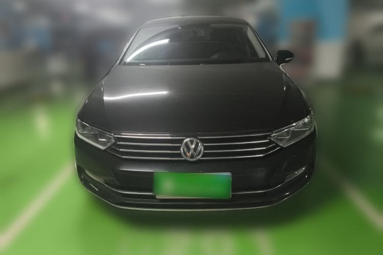 Used Volkswagen Magotan 2016 1.8TSI Smart Comfort Model Front