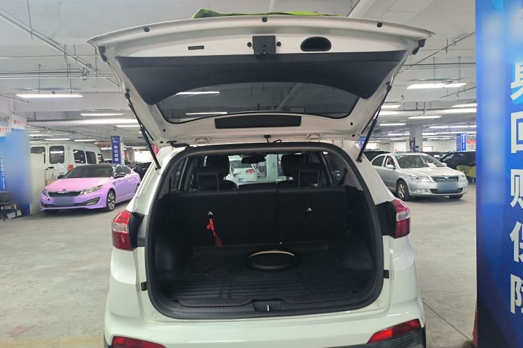 Used Hyundai ix25 2015 1.6L Automatic Two-Wheel Drive Smart GLS Trim
