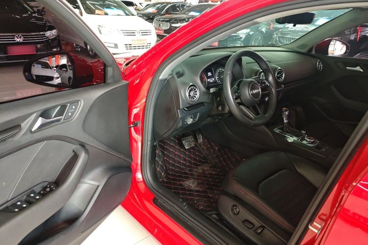 Used Audi A3 2020 Restyled Limousine 35 TFSI Ambition Version China VI
